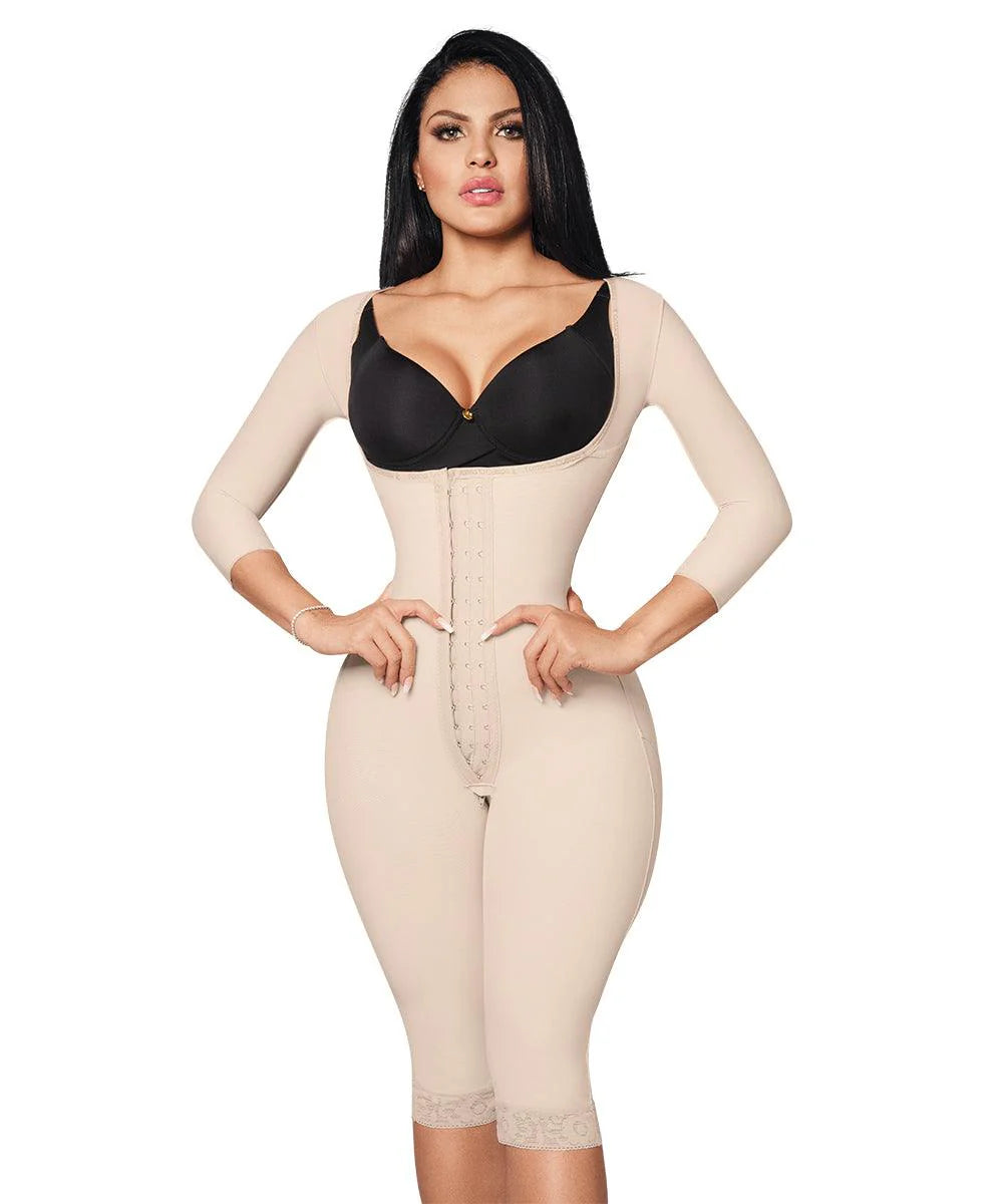 Full hourglass girdle - long sleeves up to the knee with perineal zipper and central clasp 0025
